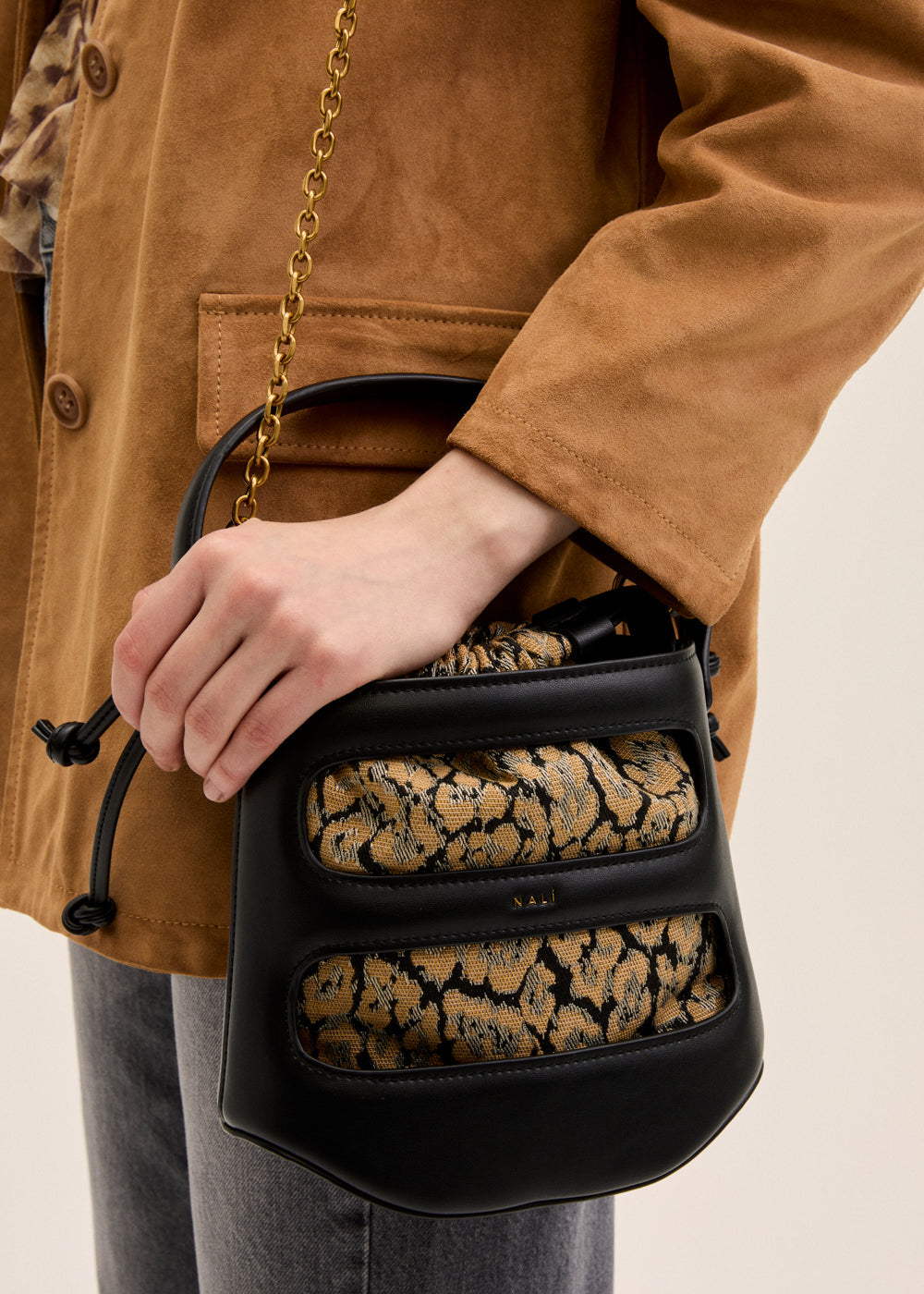 Nero Jacqueline Bucket Bag