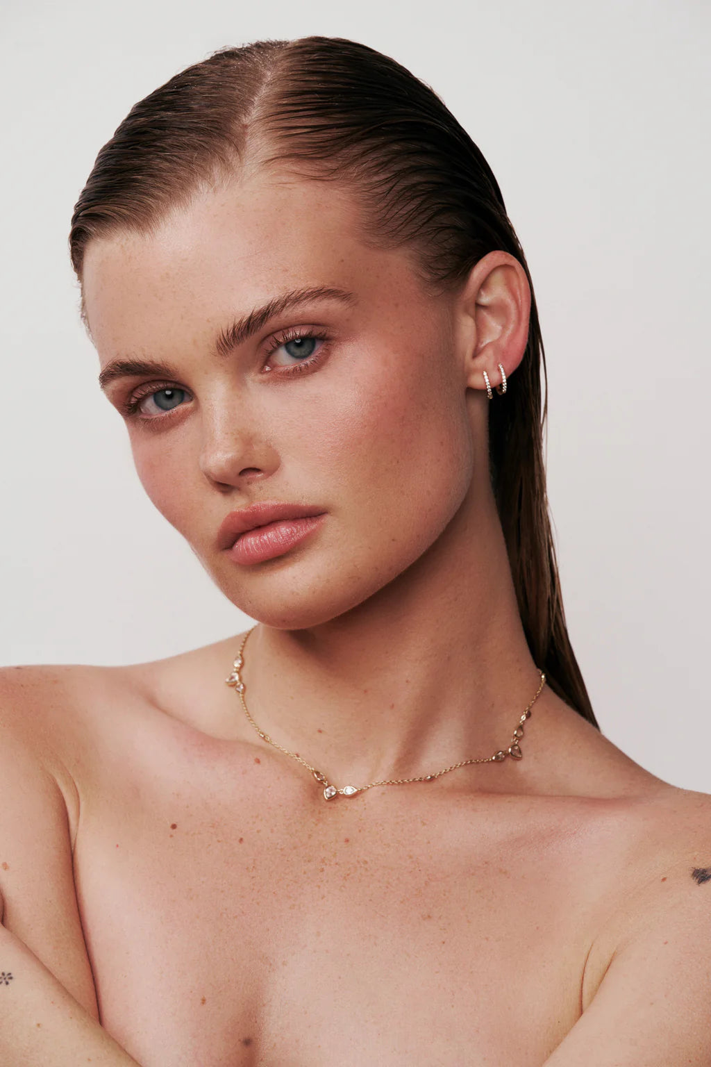 8mm White Cz Single Row Huggie