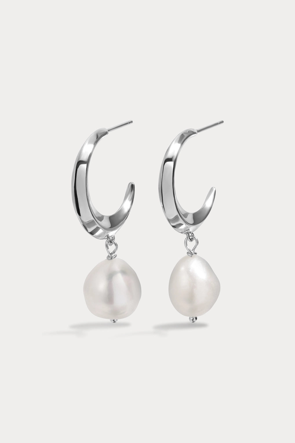 Luna Baroque Pearl Earrings