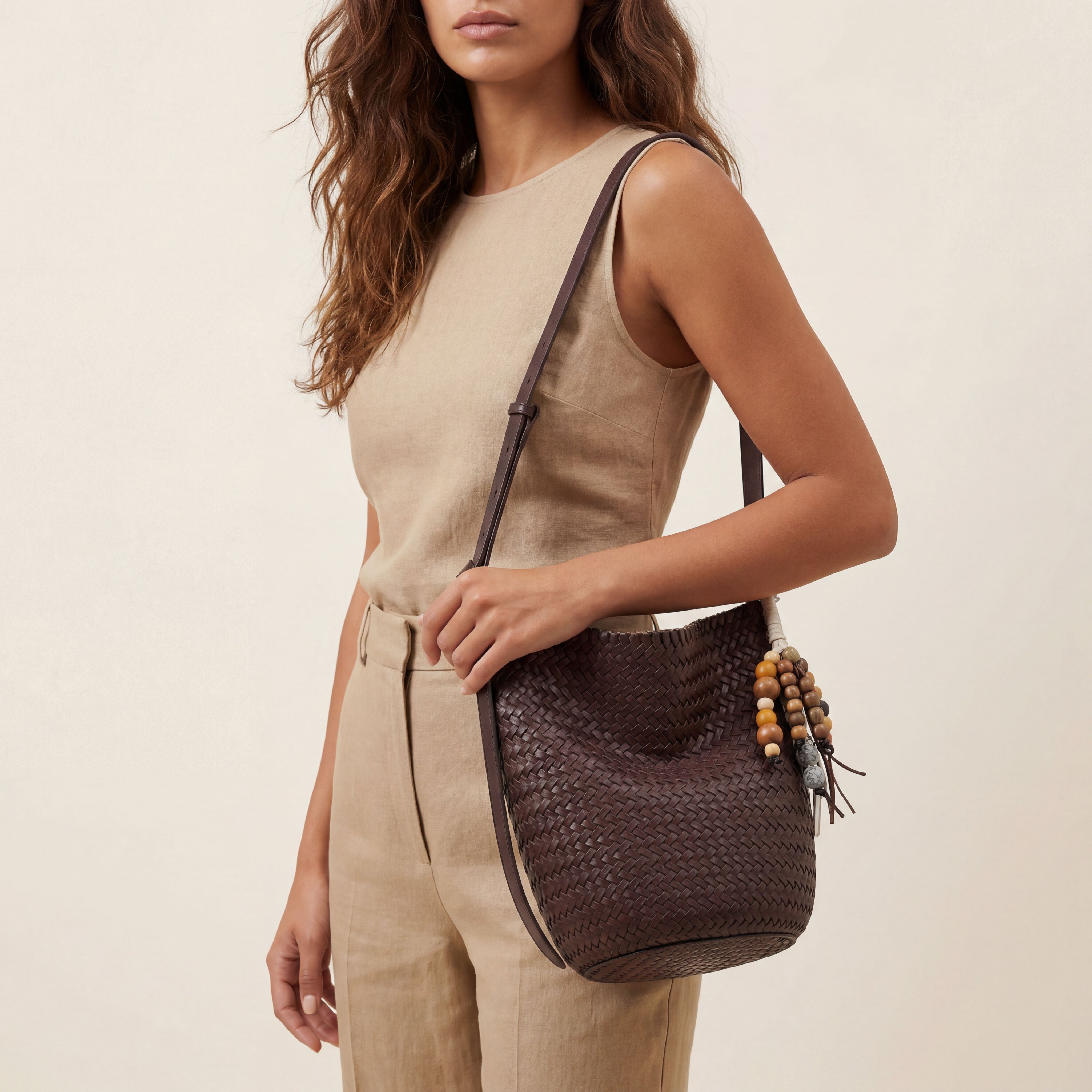 Kiondo Woven Bucket Bag in Espresso
