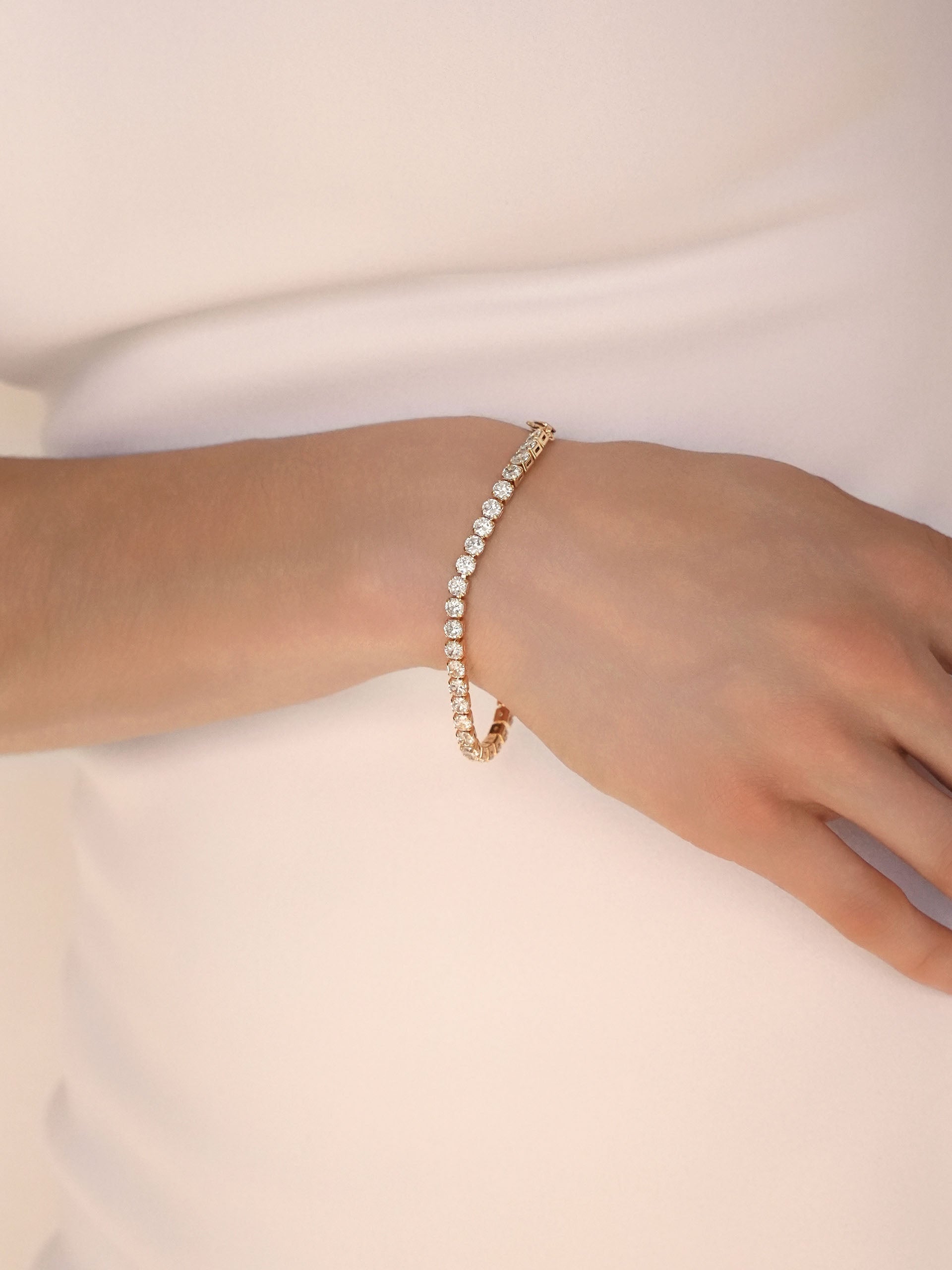 Single Row Tennis Bracelet-4
