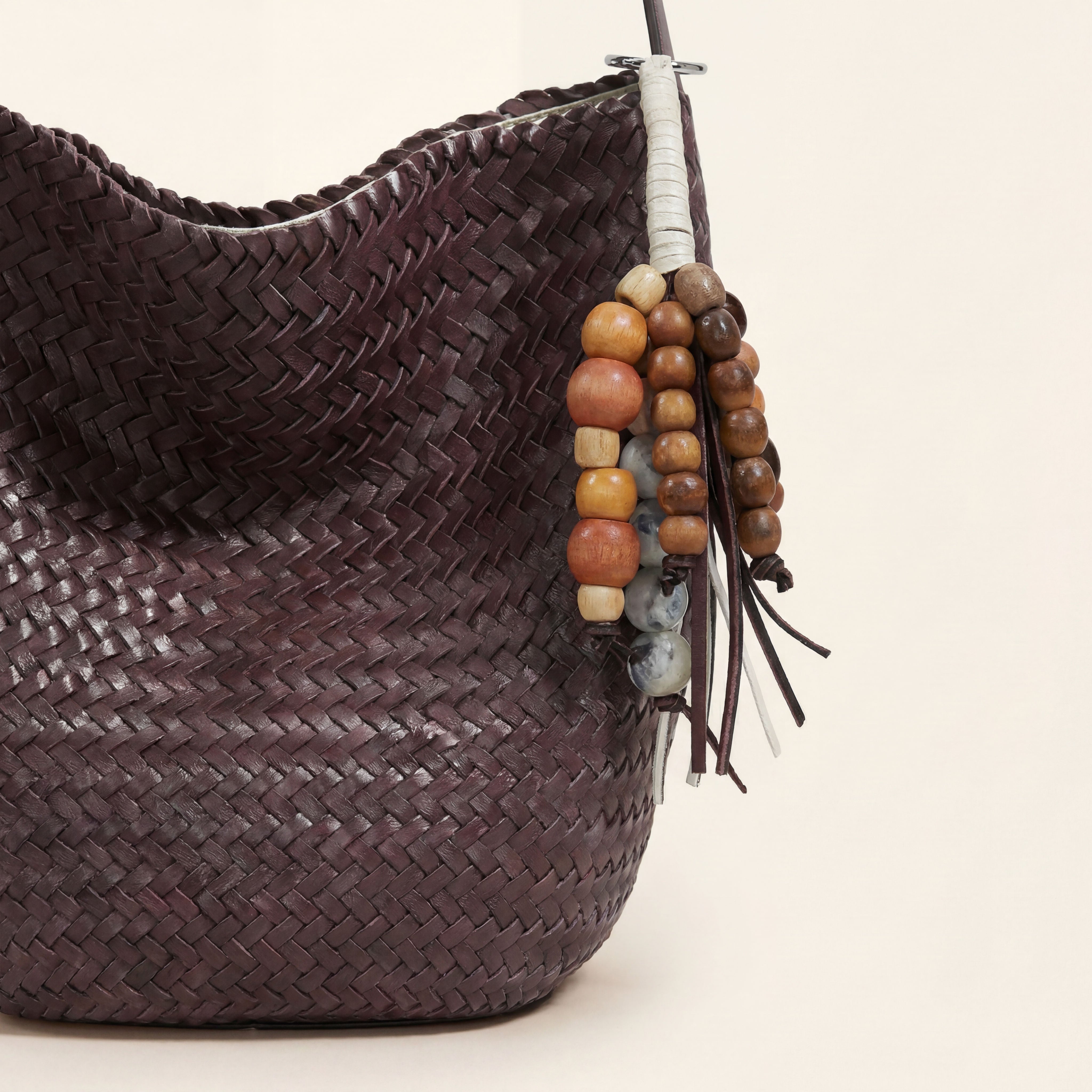 Kiondo Woven Bucket Bag in Espresso-4