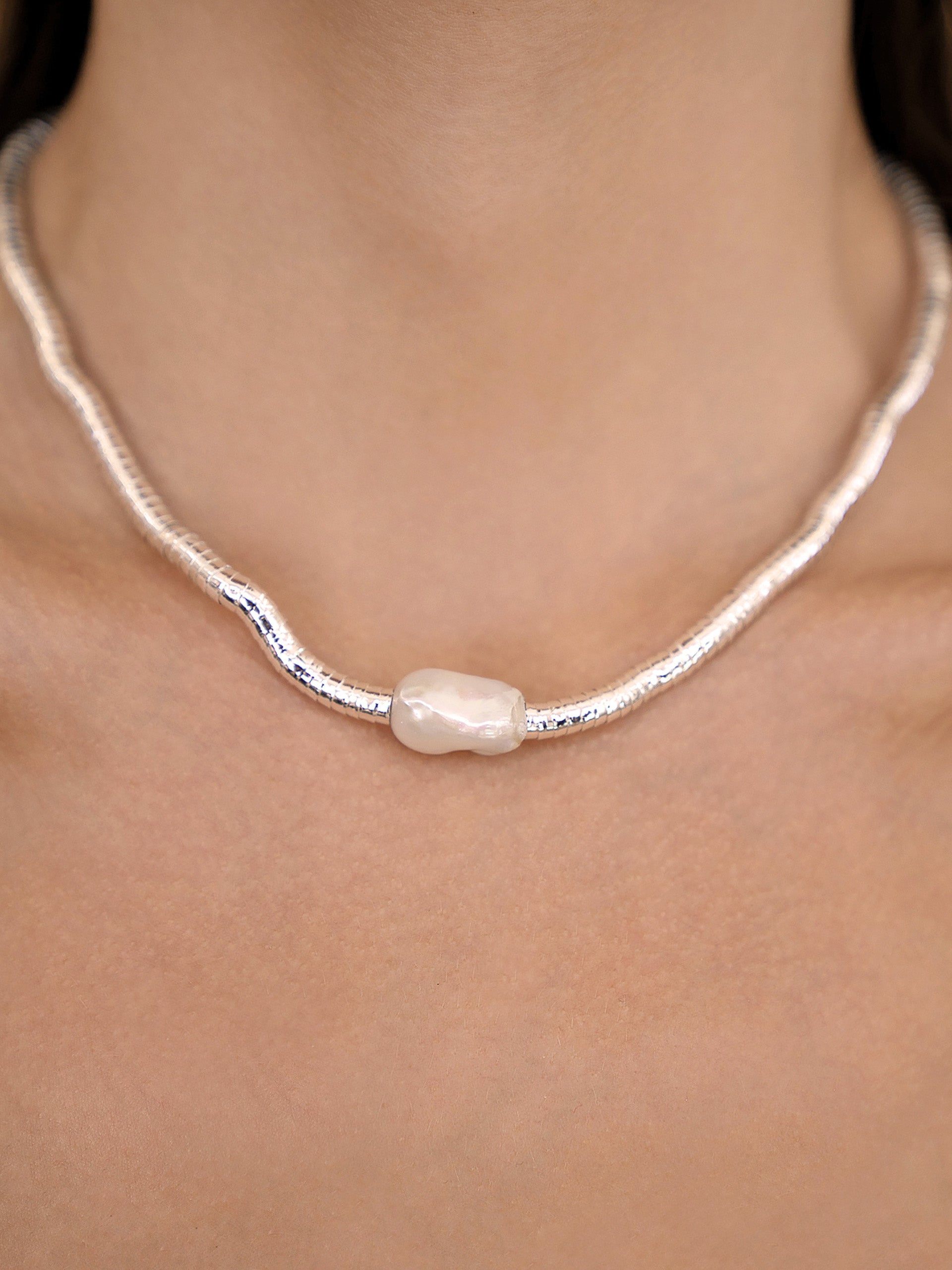 Liquid Gold and Pearl Choker-6