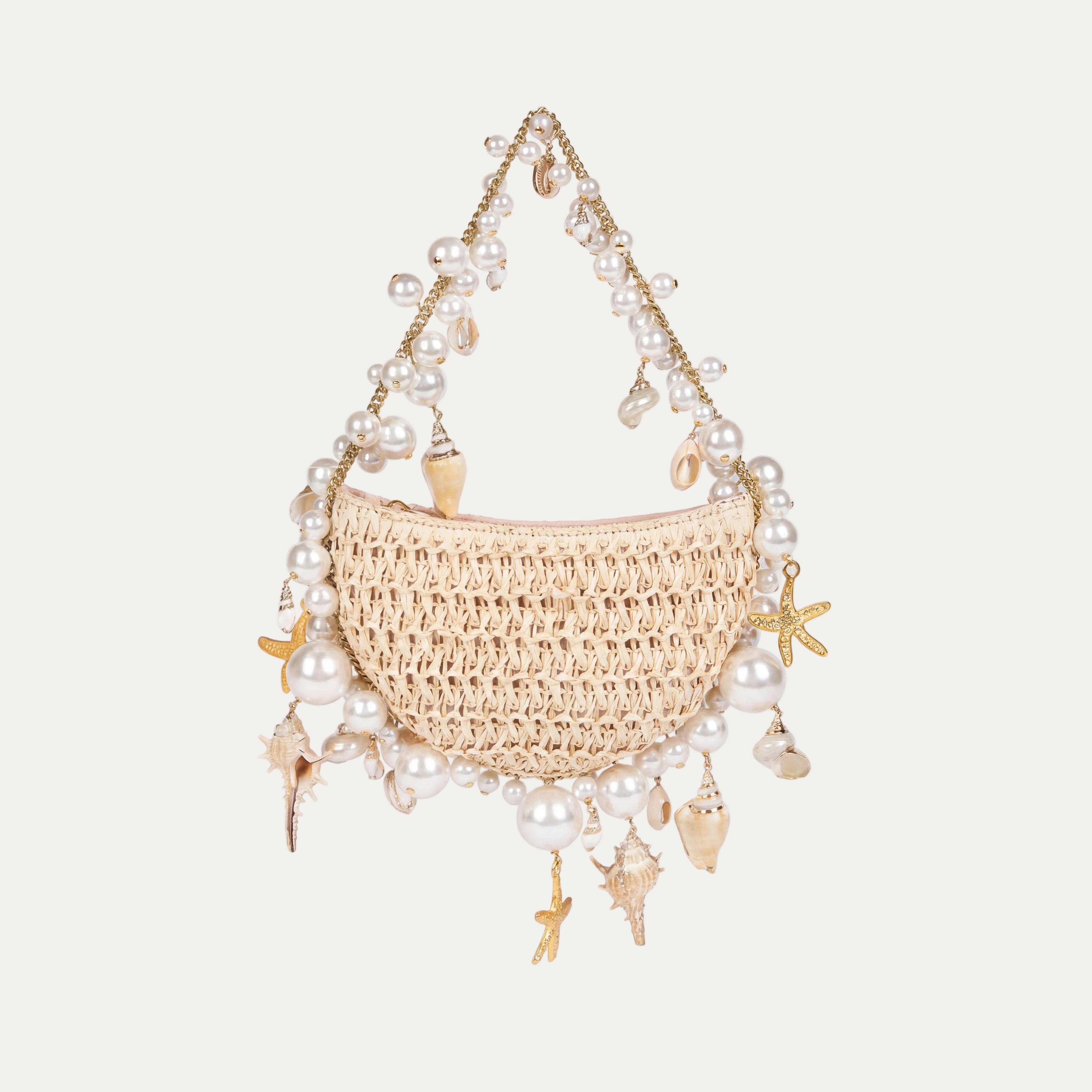 Bahari Raffia Shell Bag in Cream