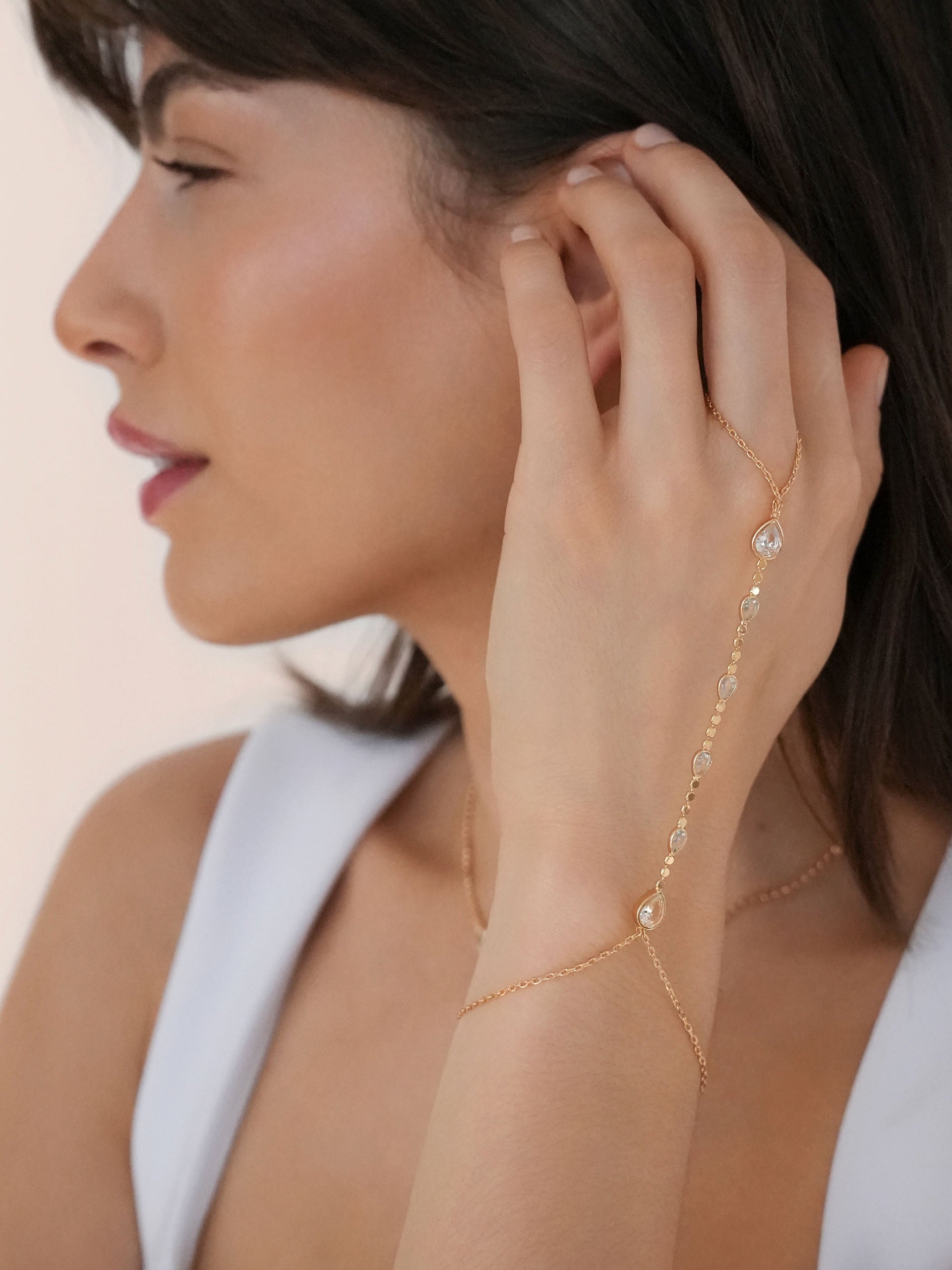 Dripping Crystal Hand Chain-4