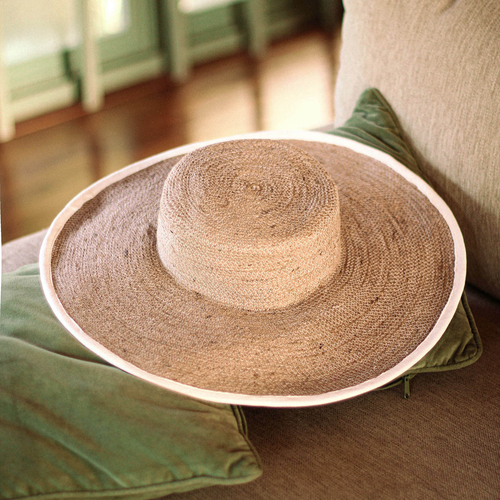 Lolo Wide-brim Jute Boater Hat In Beige-3