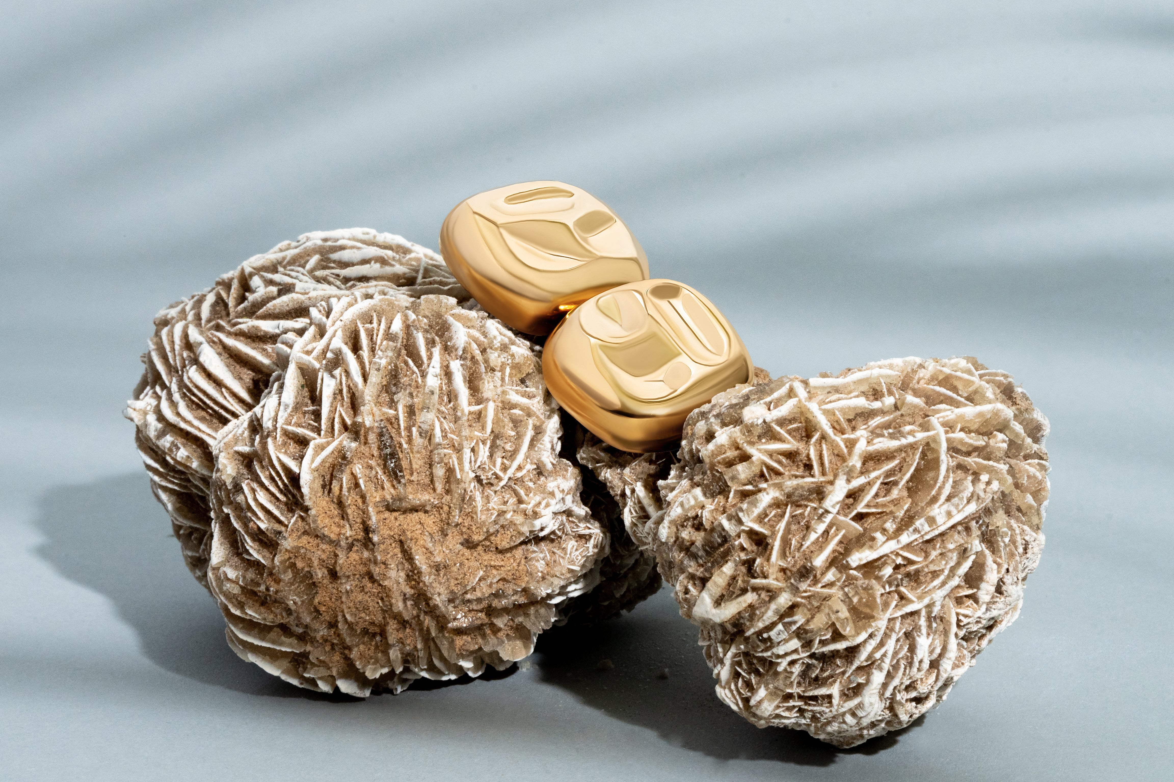 Sara Gold Earrings-thumbmail-2