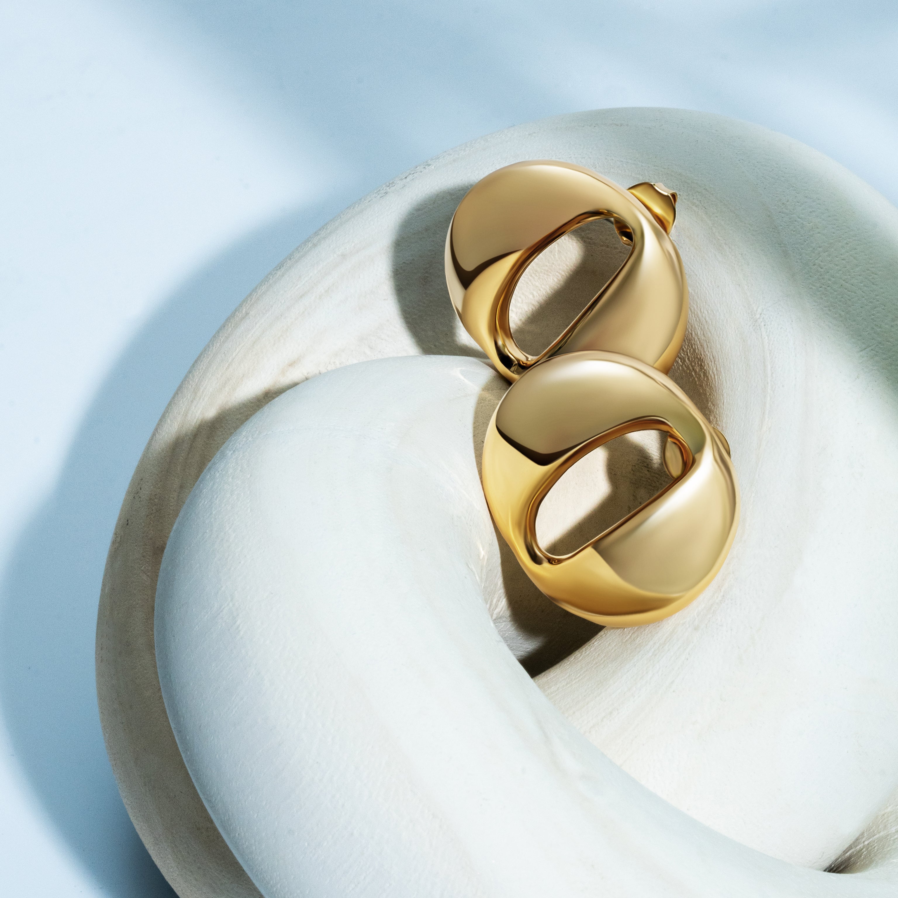 Olivia Gold Earrings-thumbmail-2